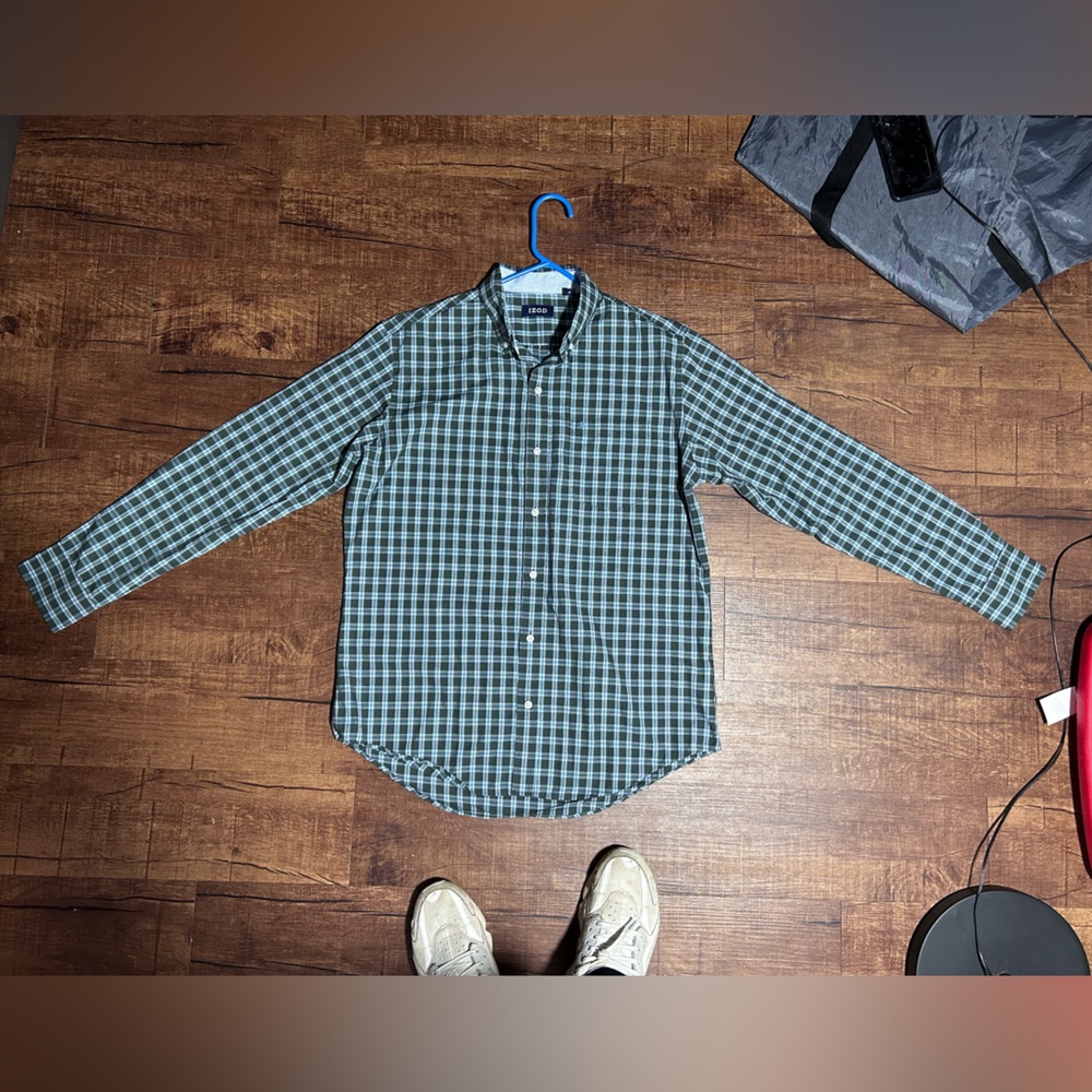 Izod Green and white Checkered button down Shirt